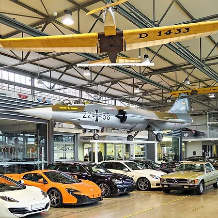 V8 Classic Motorworld Region Stuttgart بوبلنغ
