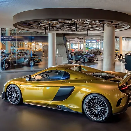 V8 Classic Motorworld Region Stuttgart Μπέμπλινγκεν