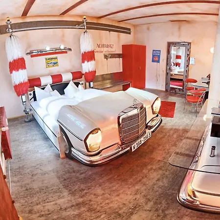 فندق V8 Classic Motorworld Region Stuttgart