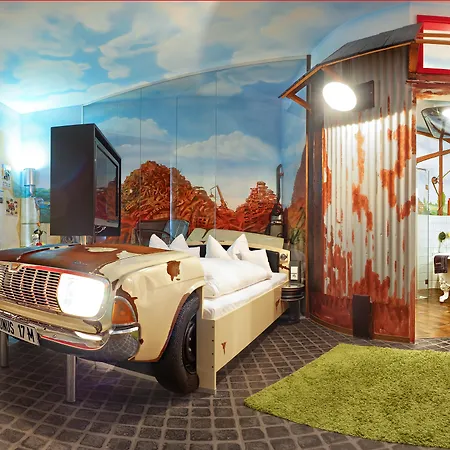 V8 Classic Motorworld Region Stuttgart Hotel