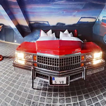 V8 Classic Motorworld Region Stuttgart 4*